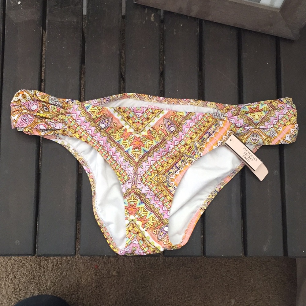 Victoria’s Secret swim bottoms size small New